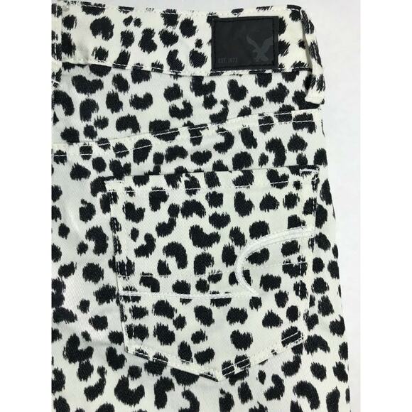 American Eagle Outfitters Beige Black Animal Print Denim Shorts 00 - Picture 6 of 6